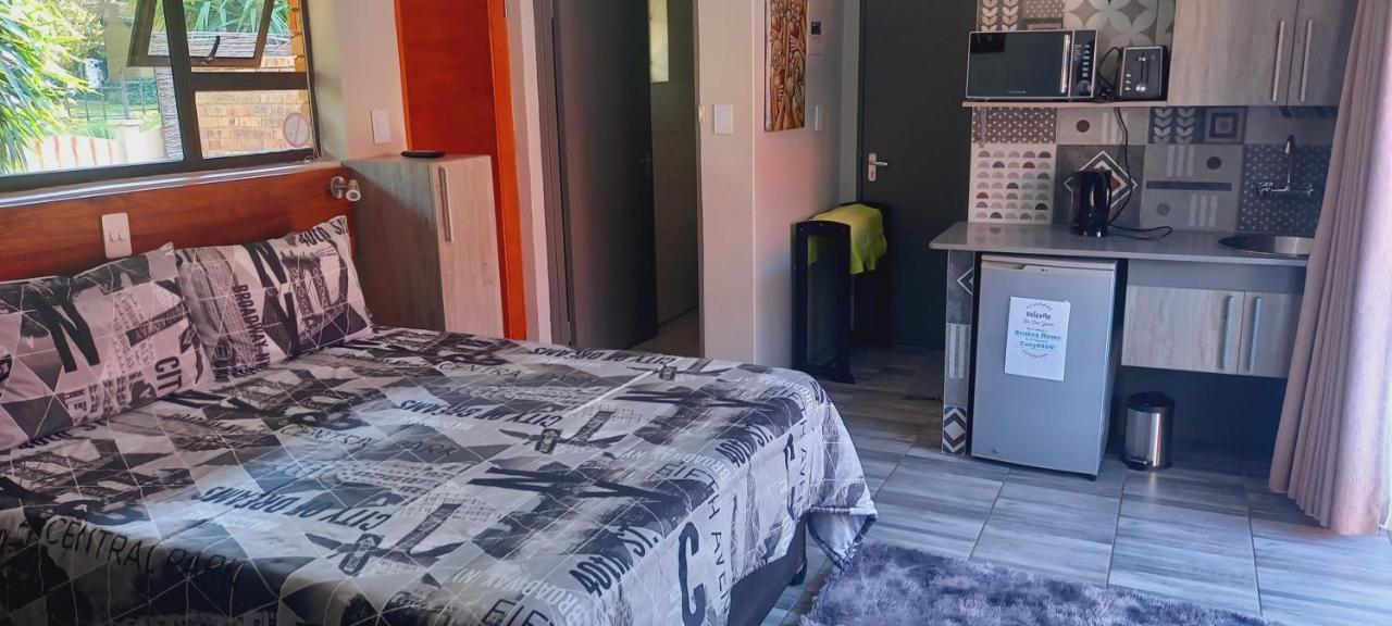 Meadows Guesthouse Germiston Zewnętrze zdjęcie